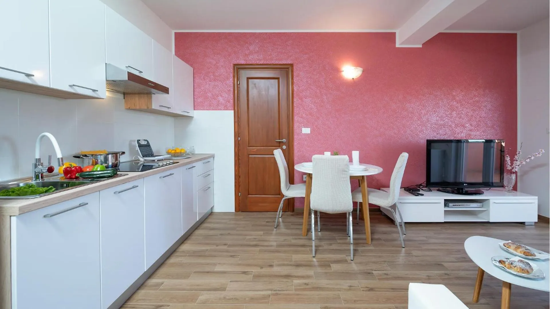 Awesome Apartment In Rovinj With Kitchen