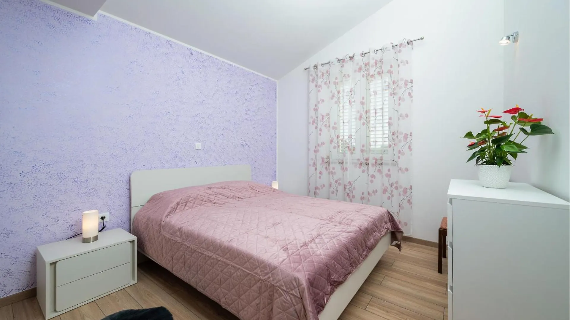 Awesome Apartment In Rovinj With Kitchen